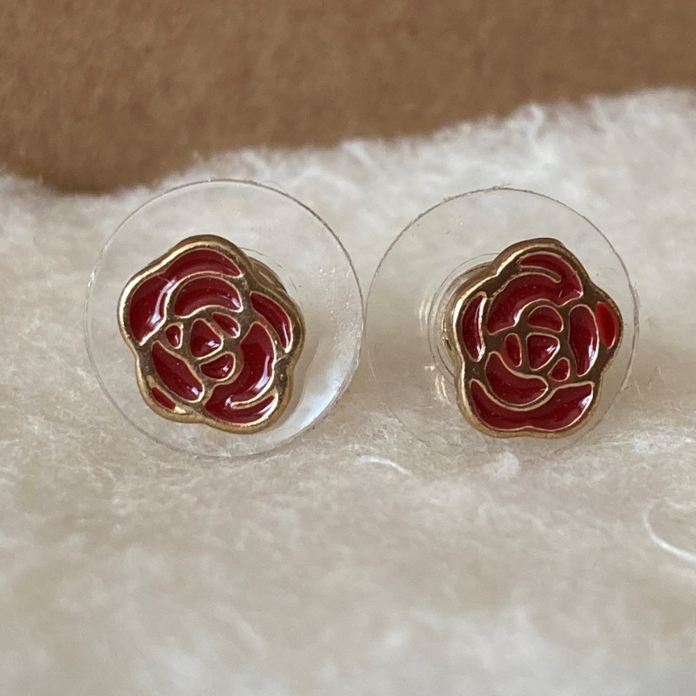 Unspoken Elegance Mini Rose Earrings